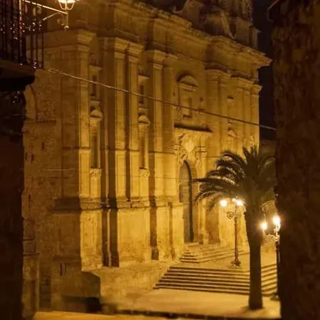 Il Cortile 3*